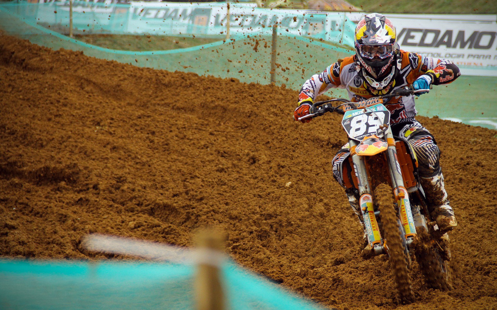 _云端登山：虚拟现实实现的极限攀登_，登上云端什么意思